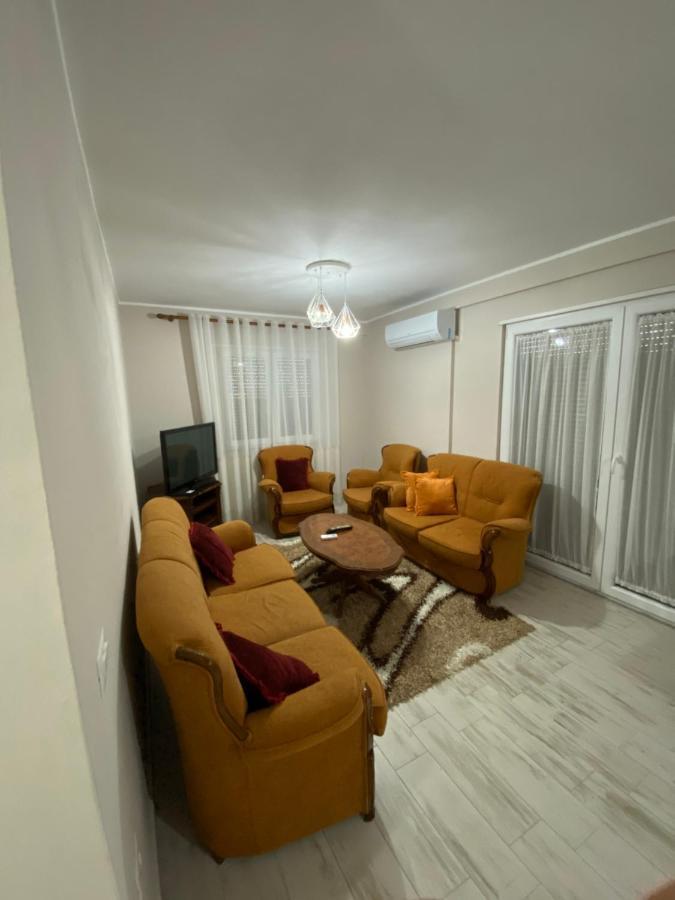 Apartment 2+1 Center Of Shkoder Ngoại thất bức ảnh